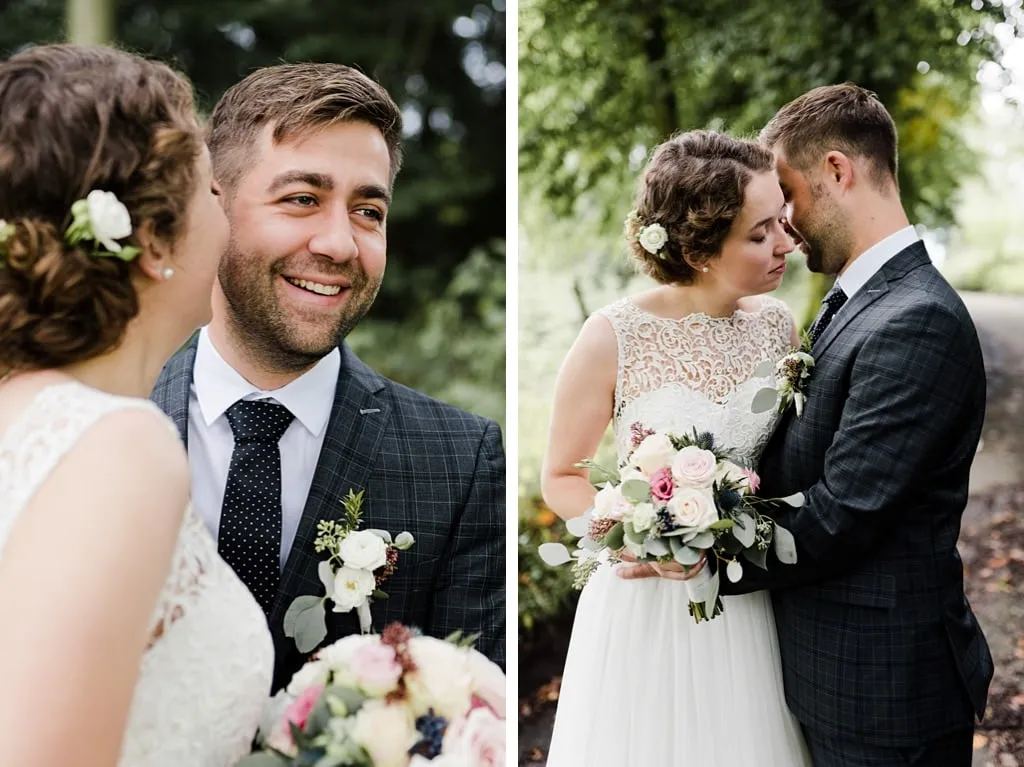 Hochzeitsfotograf fotografiert First Look im Sauerland