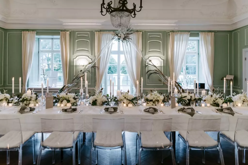 Hochzeitsdinner im Schlossgut Groß Schwansee