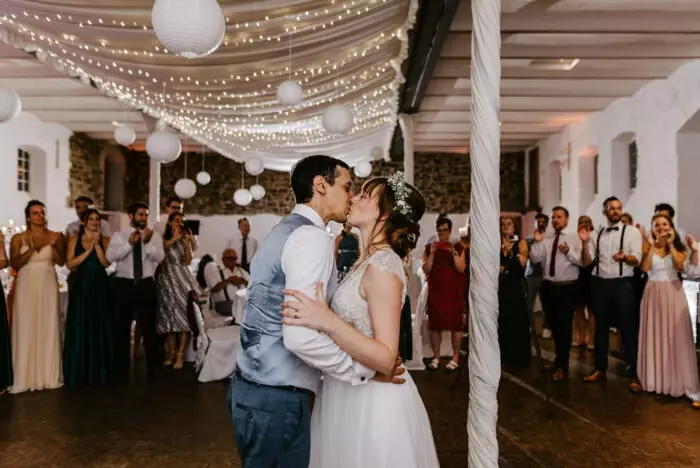 Hochzeitstanz im Saal im Haus Rhade